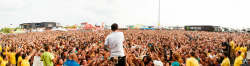 elmakias:  Jeremy McKinnon’s view of Warped Tour Chicago. 