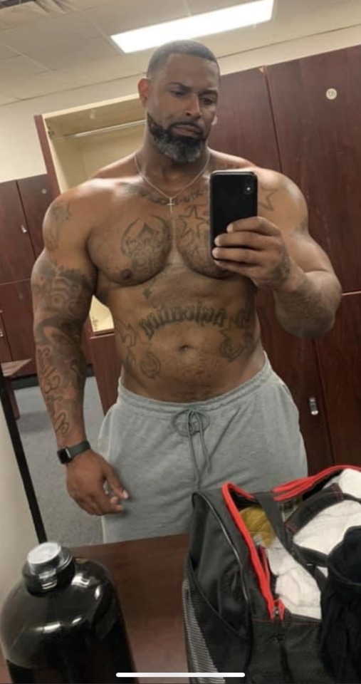 amasculinemenagerie:bbcslideinme:atlantathriller4ever:Magnificent