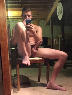 mrdevine84:  Add me on kik for some cheeky/naughty pics of me
