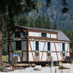 tinyhousetown:Belle @ the Leavenworth RV Resort (more pics here)