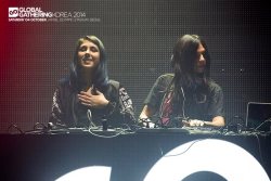 krewella-updates:  Krewella @ Global Gathering Korea + fans