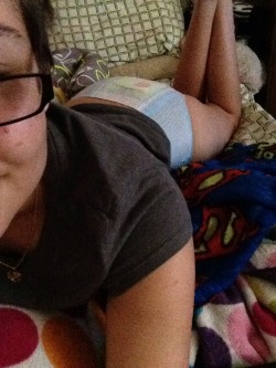 i-need-a-spanking:  Put another diaper on. Chilling in my diapers