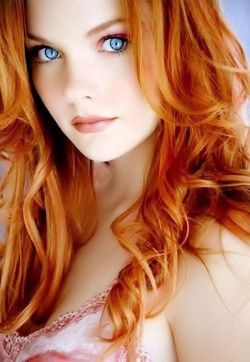 superheropornpics:  Red hair and blue eyes…a winning combination. 