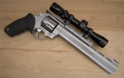 gunrunnerhell:  Taurus Raging Hornet A large revolver using the