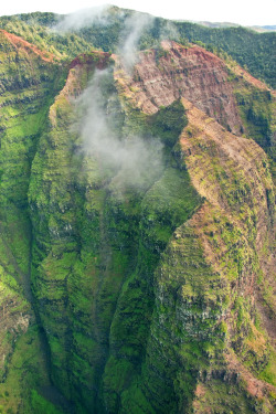 desparate:Mist hangs over Waimea Canyon, Kauai - Aerial View
