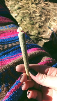 moonstoners:hand rolled this king size j and got to enjoy it
