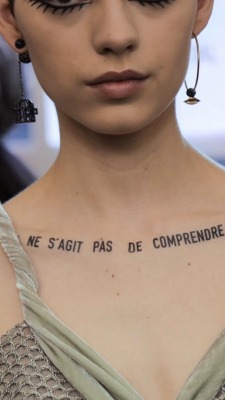 lesliaisonsdemarieantoinette: Backstage Christian Dior Couture