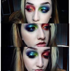 rockyh0rr0rbeetlejuice:  Rainbow 😌 inspired by @lindsayeatsbrains