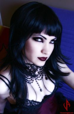 ilovegothgirls2:  Stunning!