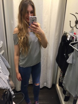 0cean&ndash;waves:  Changing room selfie âœŒðŸ¼ï¸ had a nice day in Birmingham for my birthdayðŸŽ€