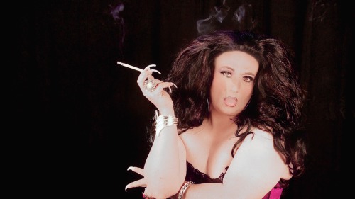 phatsissy:  Smoking SissyÂ  