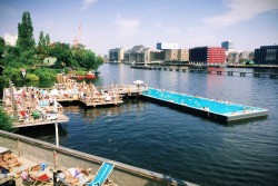 Arena Badeschiff