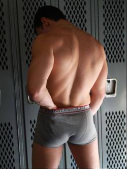 underarmouronly:  What’s he grabbing for back there in his