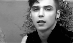 go2hell4heavensake:  I hope you didn’t need your ovaries 