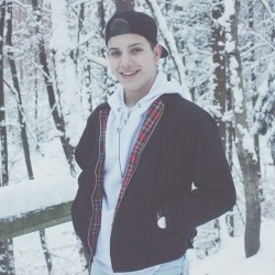 instaboys-europe:    @lejsibrahimovic   