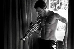 Lenny Kravitz.