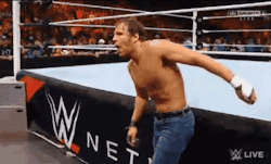 ambreignstrain:  Ambrose, staggering away from the ring.  Yooo….