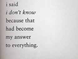 teenagepics:  If you’re a teen you must follow this blog. 