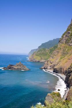 breathtakingdestinations:  Madeira - Portugal (by Silvain de