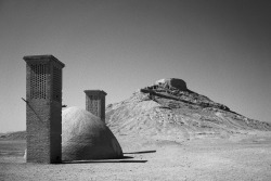 runngunmuc:Zoroastrian Towers of Silence (Dakhme), Yazd, Iran,