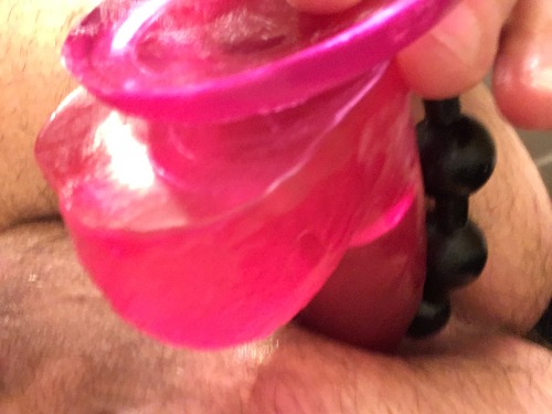 2006utlralift:  Dildo and anal beads at the same time, so incredible sliding in and out.