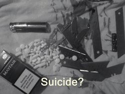 suicideisablessing:  Untitled na We Heart It http://weheartit.com/entry/89536955