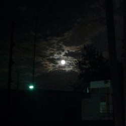 La gran luna de esta noche, bella!