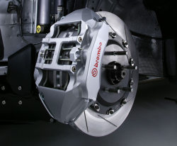 beautifullyengineered:  R34 GT-R Nismo Z-Tune - Upgraded Brakes,