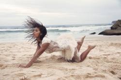 Beach Couture ✨ via natashaoakleyblog.com (link in bio) 📷: