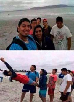 legalwifi:when you can’t afford a selfie stick