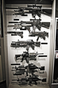 sanctusdehonos:  lookatmyguns:  Display of weapons used by Navy
