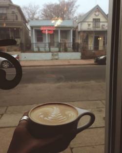 cant-complain:  Foggy mornings @blackeyecoffee  (at Black Eye