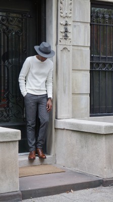 blackfashion:  Get The Look: Grey Fedora Hat: (similar here)