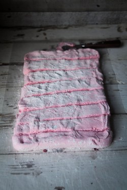 sweetoothgirl:  Rosewater Marshmallows and Cardamom Hot Chocolate