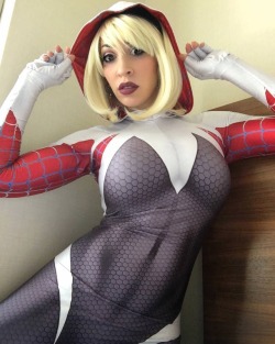 chickcosplay:  Vivid Vikia as Spider-Gwen http://ift.tt/2o1KfLW