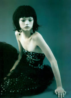 jinxproof:  Gemma WardVogue Italia (March 2004)ph. Paolo Roversi