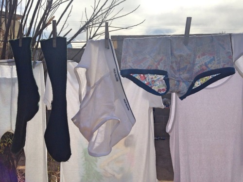 prometeo81: Laundry day :)  We need to see this on every corner here in the city!