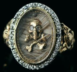 congenitaldisease: A mourning ring is a ring which is worn in