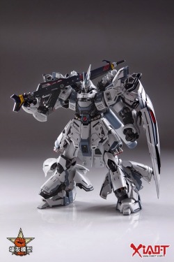 mechaddiction:  GUNDAM GUY: MG 1/100 Sazabi Ver. Ka - Customized