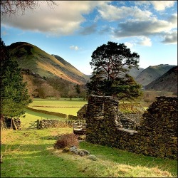 jeffreyfj:  bonitavista:  Lake District, England photo via corne