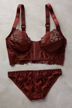 for-the-love-of-lingerie:  Lonely 