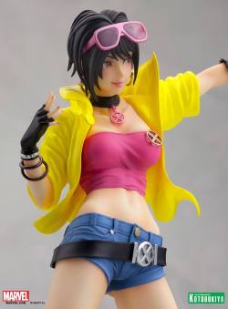 lucky-jj:  I never liked Jubilee, but damn I want this figure!