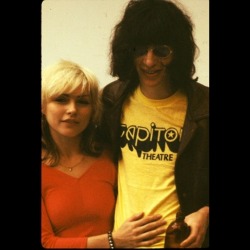 mj-punk:  zoevillamaravilla:  Debbie Harry and Joey Ramone. 