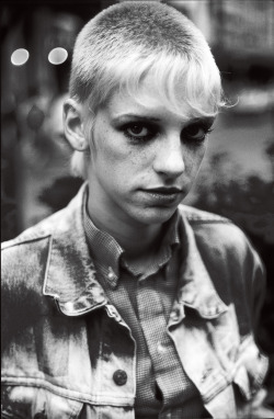 nemomeimpune-lacessit:  Derek Ridgers, Skinhead Portrait  (1979-1984)