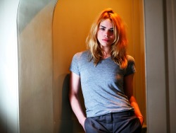 doctorandroseinatardis:  I love this pic of Billie Piper. So