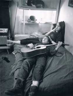 soundsof71:  Bob Dylan and Suze Rotolo, 1962 