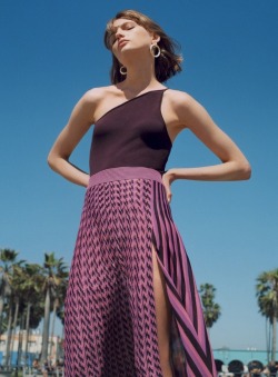 leah-cultice:Fran Summers by Zoe Ghertner for Zara Spring/Summer