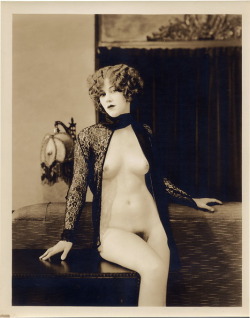 soyouthinkyoucansee:  Nude-1926-Albert Arthur Allen, Ziegfeld