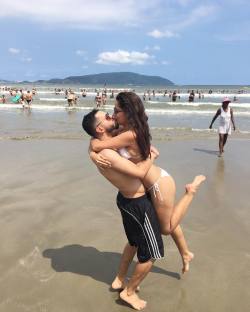 burgerqueens:  ESSES DOIS PERTINHO DE MIM ❤ CONSIGO NEM ACREDITAR