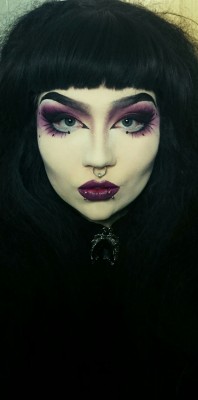 e-p-h-e-m-e-r-a-d-e-a-t-h:Makeup inspired by the beautiful, Toshi